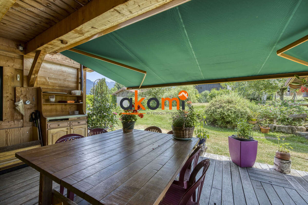 Maison 386 m² à Saint-Jean-De-Sixt  - photo 4