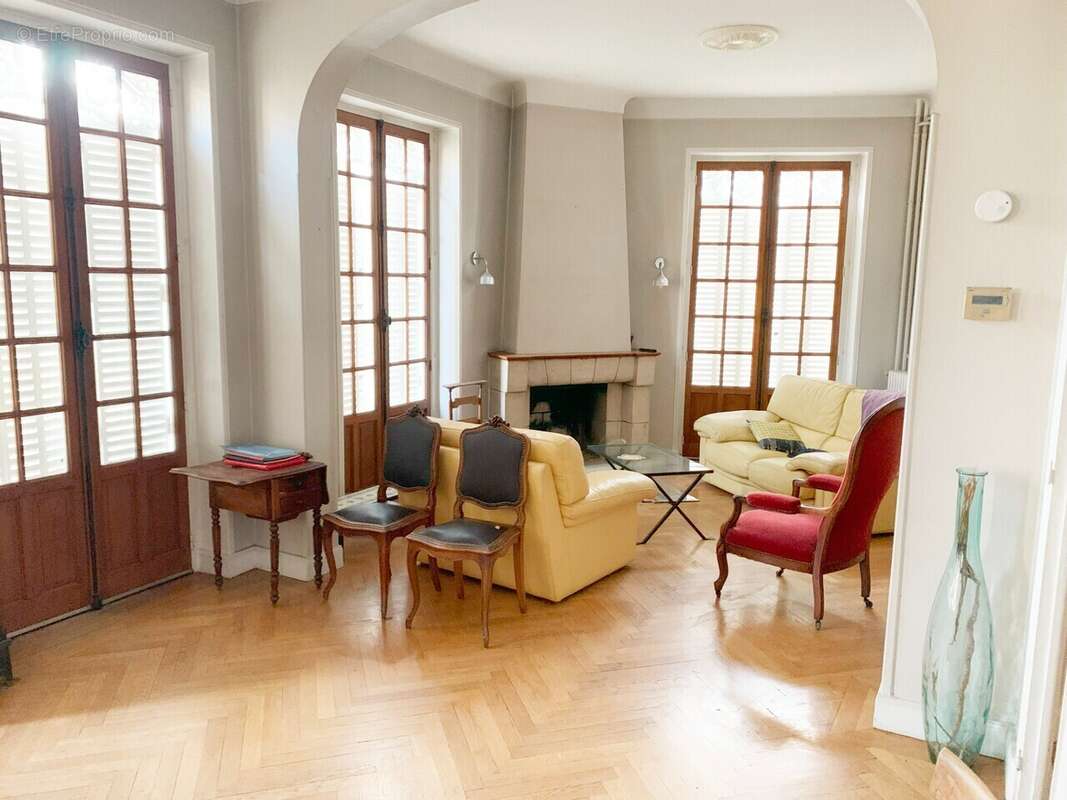 Appartement à BRIVE-LA-GAILLARDE