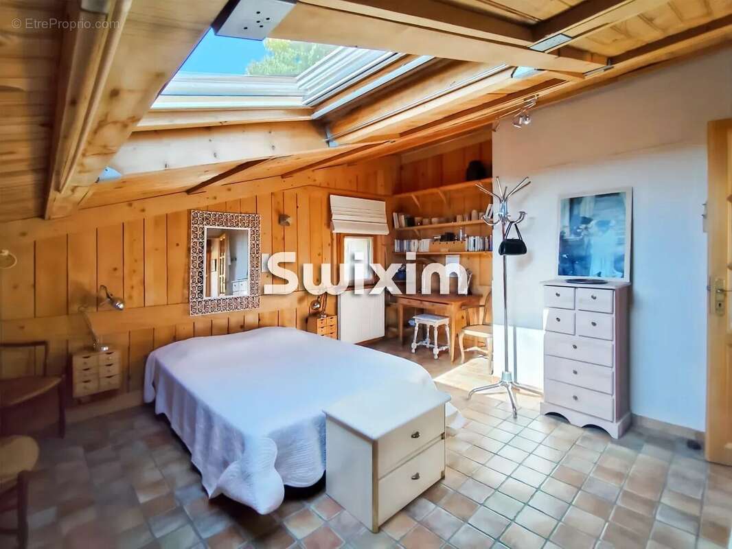 Maison à SAINT-MONTAN