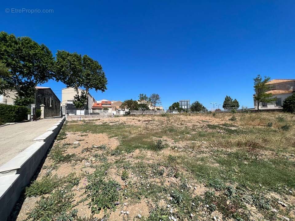 Terrain à BALARUC-LE-VIEUX