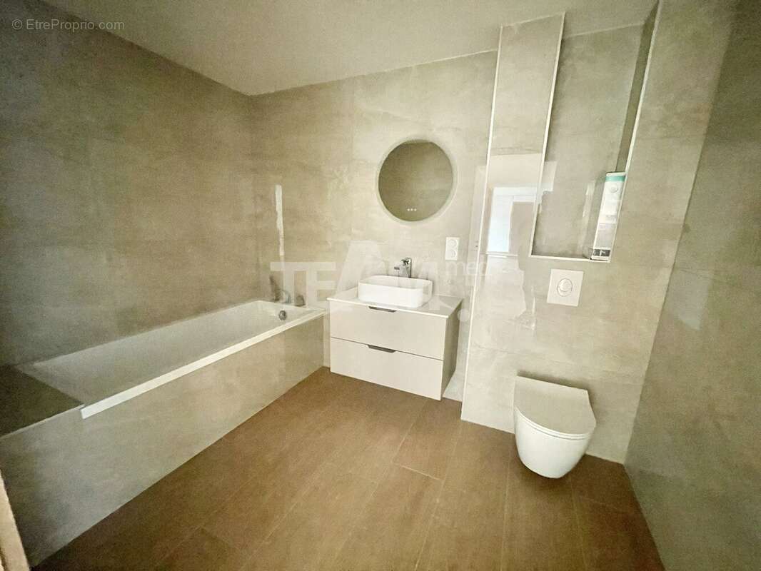 RARE Appartement Type 4 avec parking quartier Corniche Prestation haute de gamme - photo 8