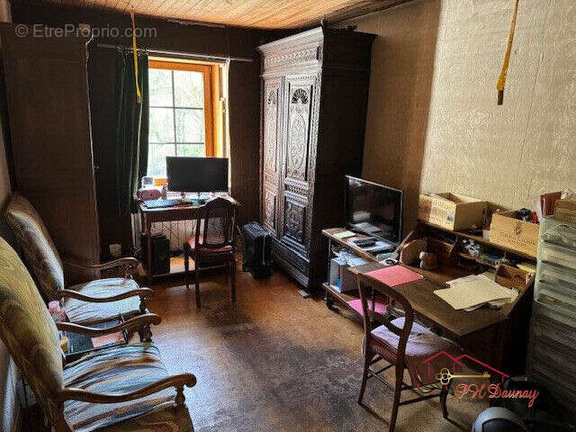 Maison à LIVINHAC-LE-HAUT