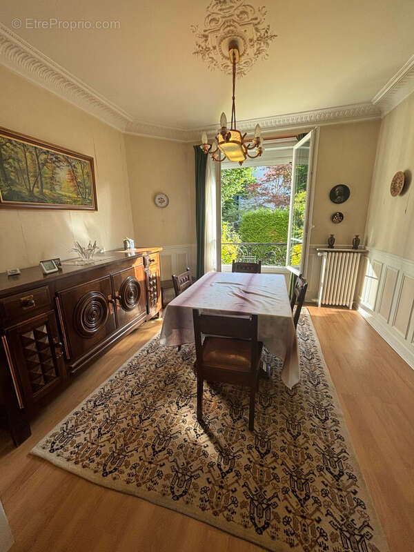 Maison à ENGHIEN-LES-BAINS