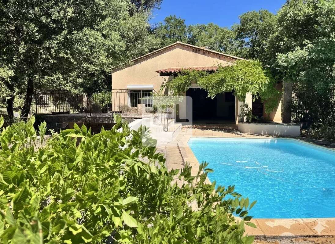 Maison à BAGNOLS-SUR-CEZE