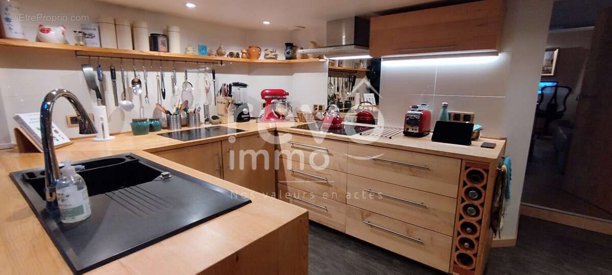 Maison à SAINT-BARTHELEMY-D'ANJOU