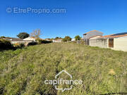 Terrain à PAREMPUYRE