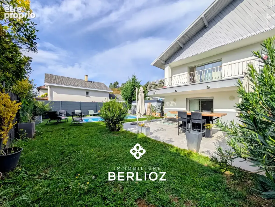 Meylan   limite montbonnot-saint-martin   maison mitoyenne 4 chambres   149 m2 au sol   jardin 300 m2   piscin - photo 7