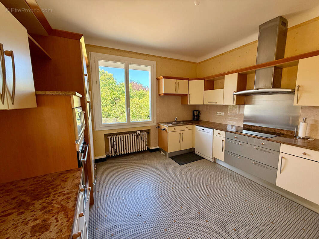Maison proche commodités à pied - photo 11