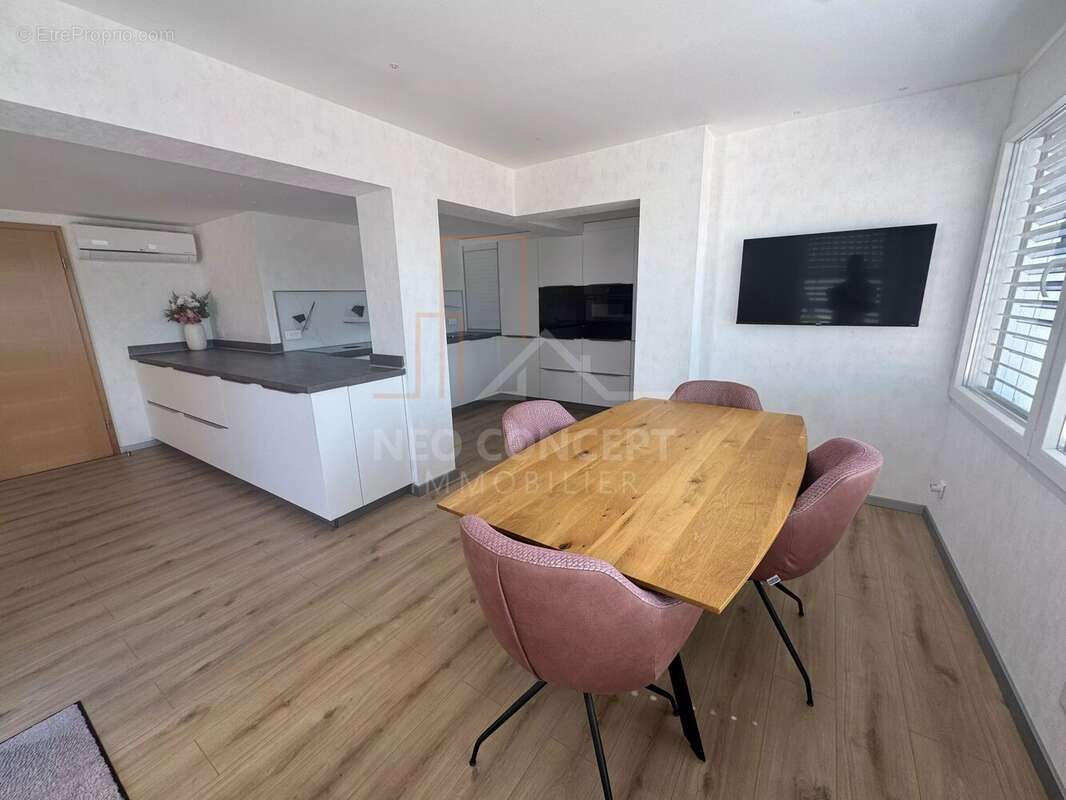 Ensemble immobilier de 219 m² à Forstfeld - photo 7