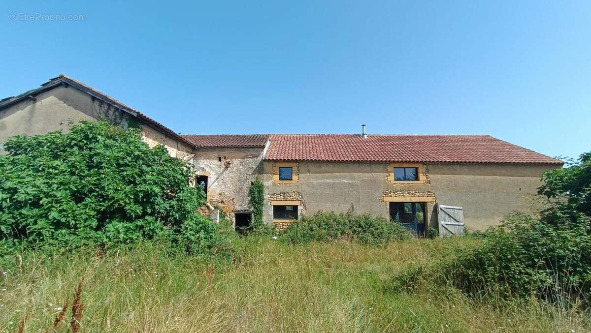 Maison à BEAUMONT-DU-PERIGORD