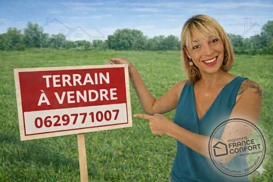 Terrain à CRESSERONS
