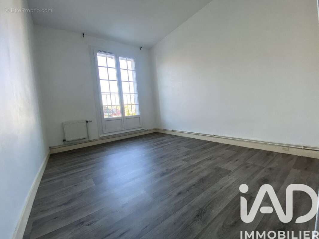 Photo 7 - Appartement à DAMMARIE-LES-LYS