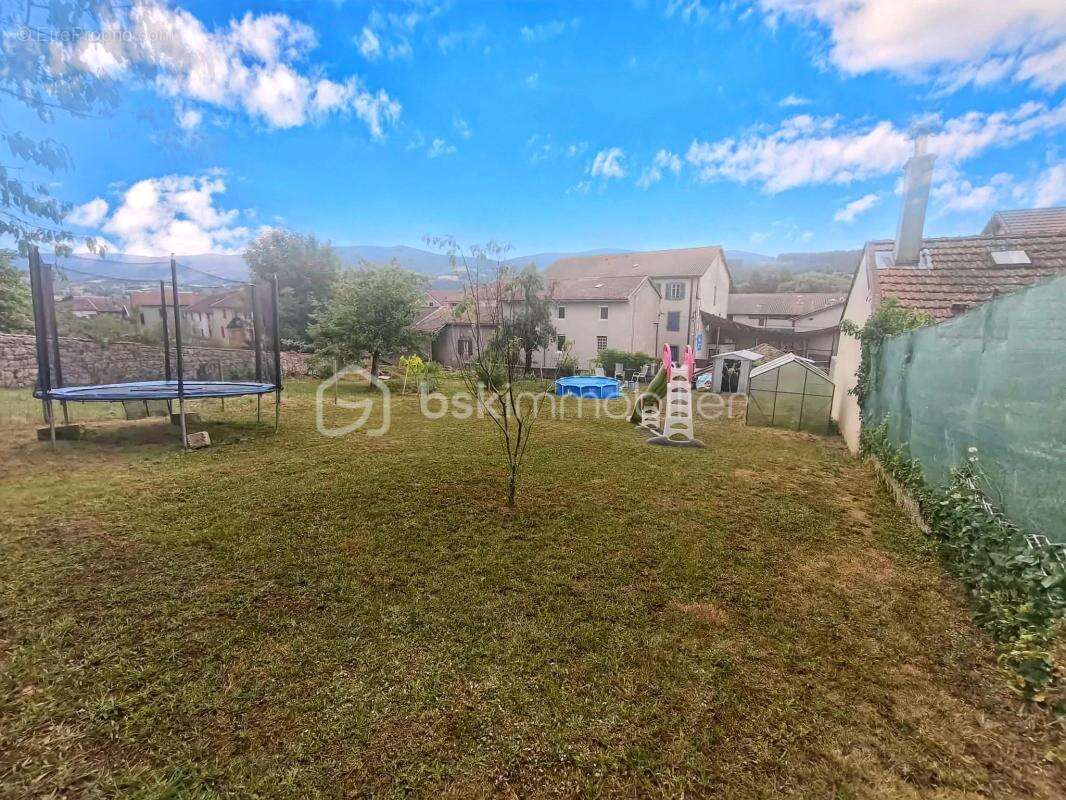 Maison à NOIRETABLE