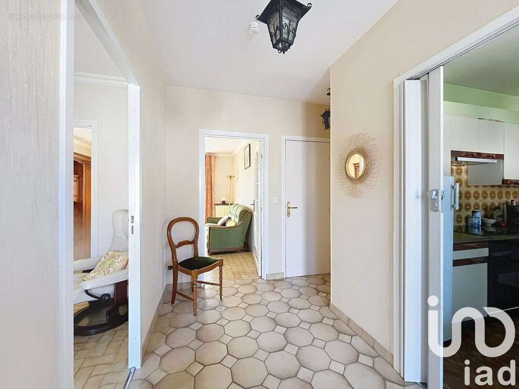 Photo 4 - Maison à VERT-SAINT-DENIS