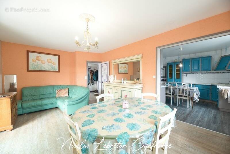 Maison à MENIL-HUBERT-SUR-ORNE