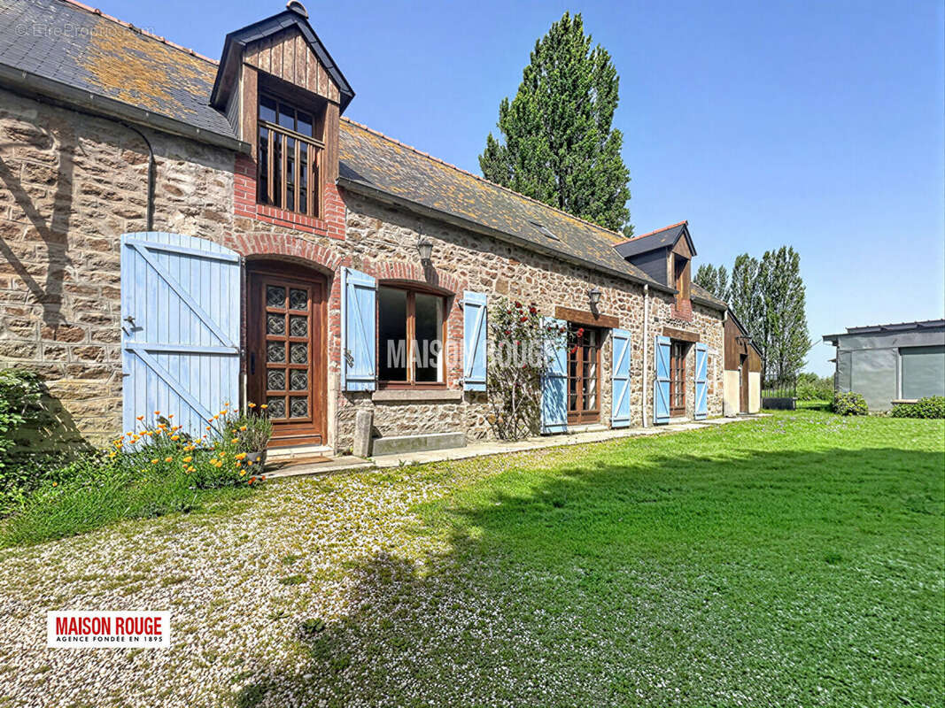 Maison à ROZ-SUR-COUESNON