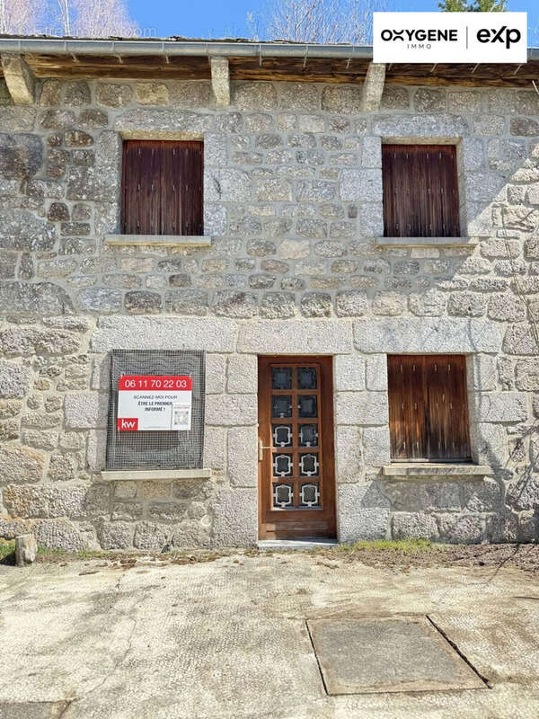 Maison à RIEUTORT-DE-RANDON