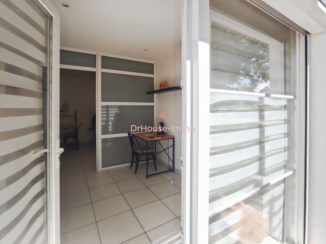 Commerce à SAINT-MARTIN-DE-SEIGNANX