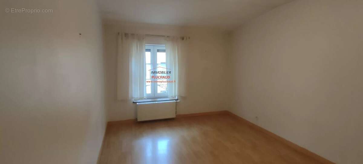 Maison à LA CLAYETTE