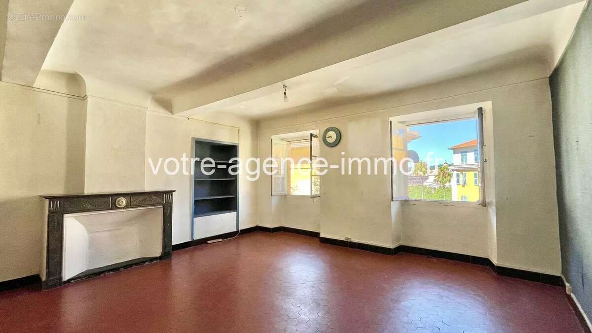 NICE GARIBALDI - 5 Pièces de 106m² - photo 3