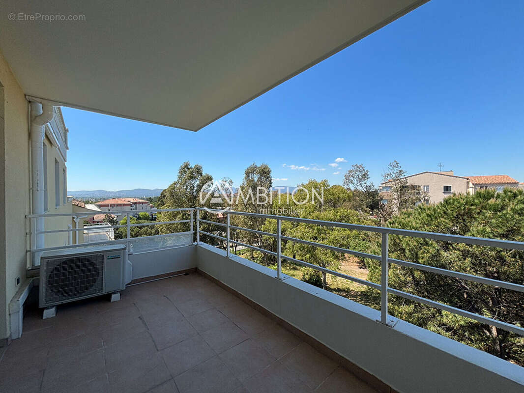 Appartement à FREJUS
