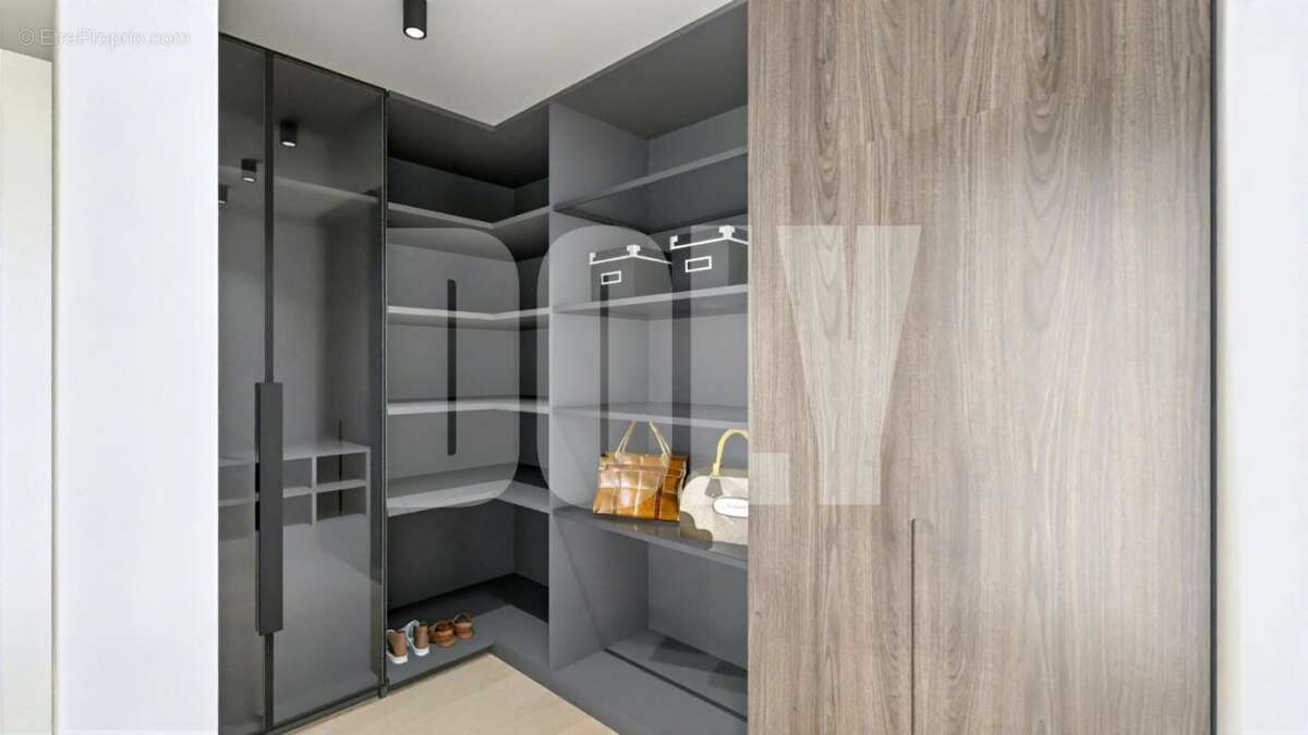 Appartement à PARIS-1E