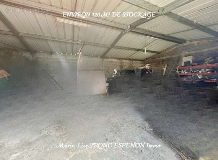 Maison à PERNES-LES-FONTAINES