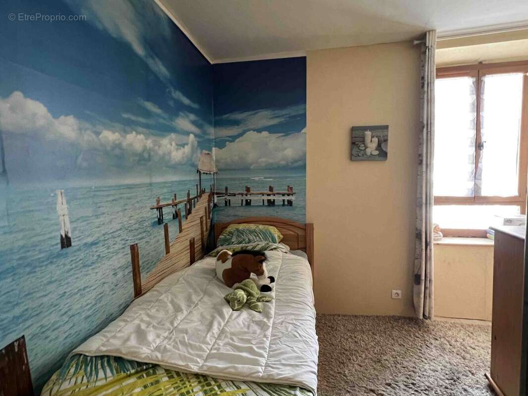 Maison à SAINT-JUNIEN