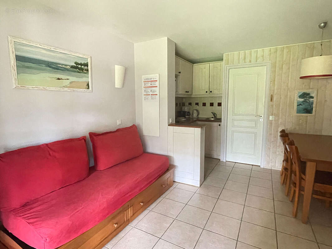 Appartement à MOLIETS-ET-MAA