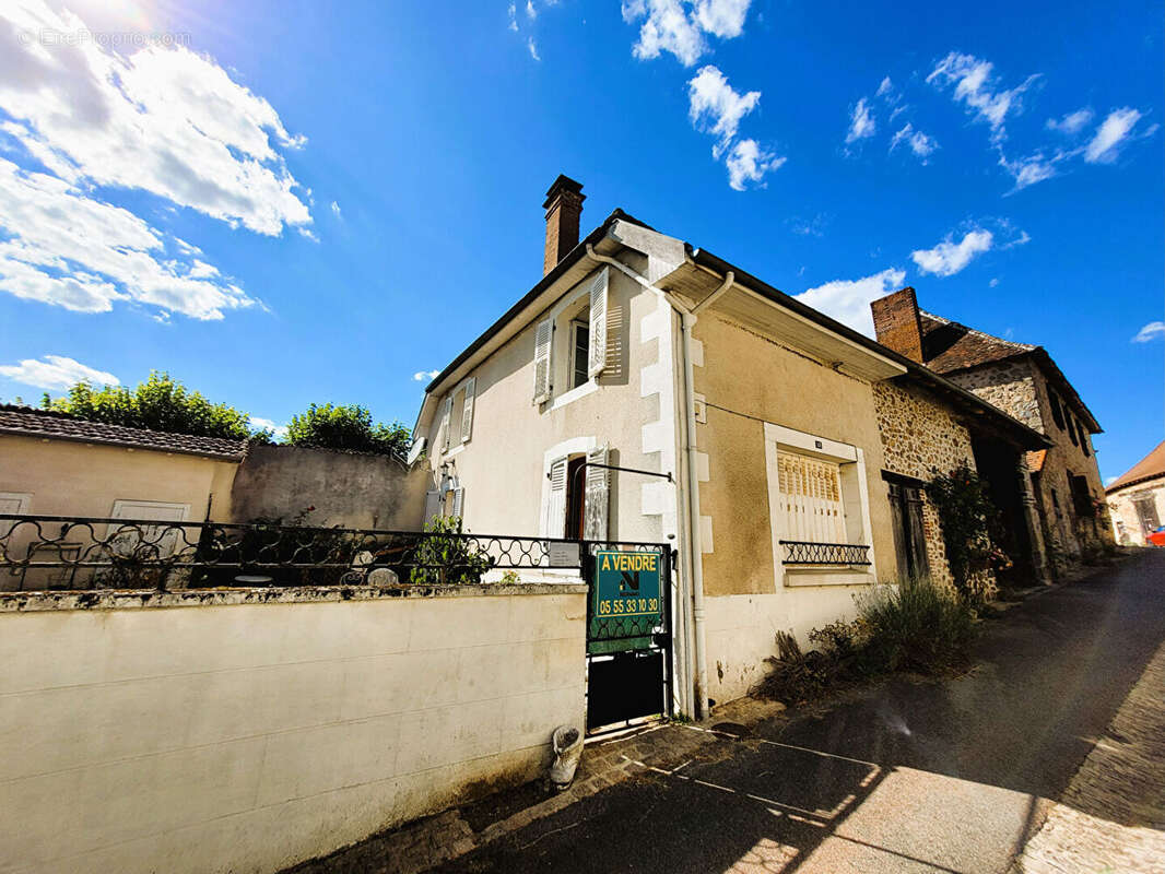 Maison à SAINT-JEAN-LIGOURE