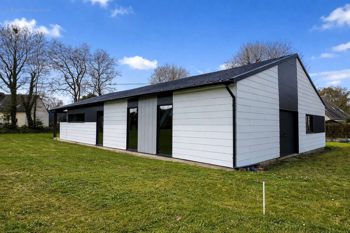 Maison à RIEC-SUR-BELON