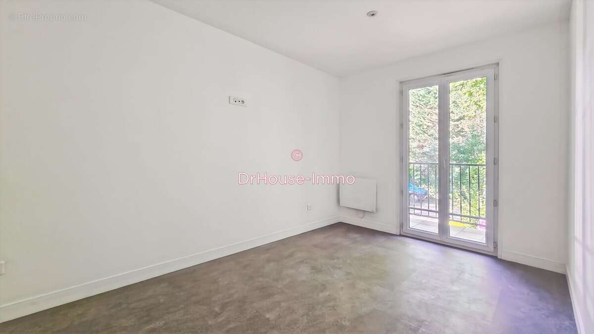 Appartement à ARPAJON