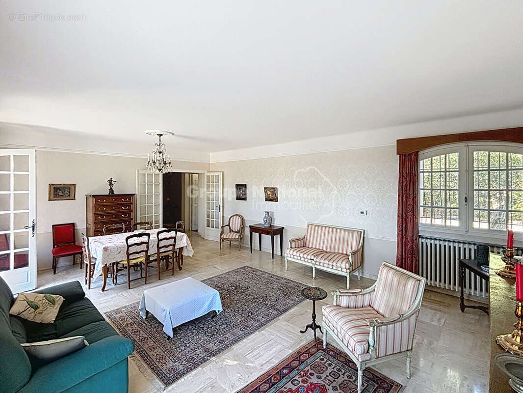 Maison à AURIBEAU-SUR-SIAGNE