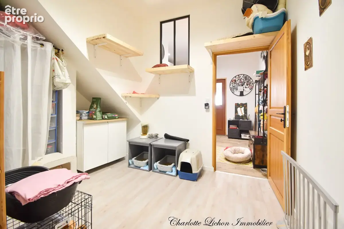 Maison 4 chambres - garage - picine intérieure - jacuzzi - sauna - salle de cinéma - appartement et studio iné - photo 29