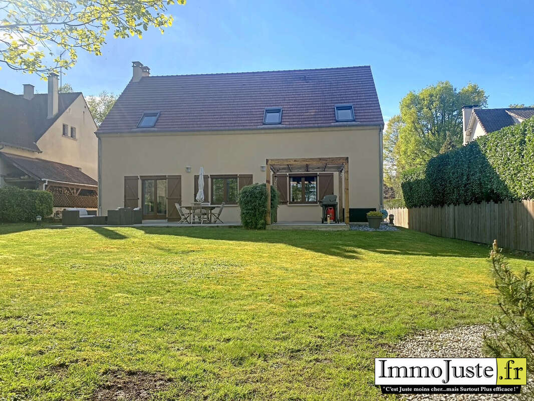Maison à LEVIS-SAINT-NOM