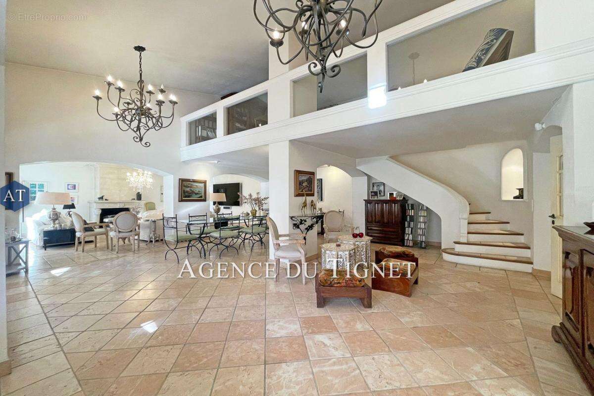 Maison à SPERACEDES