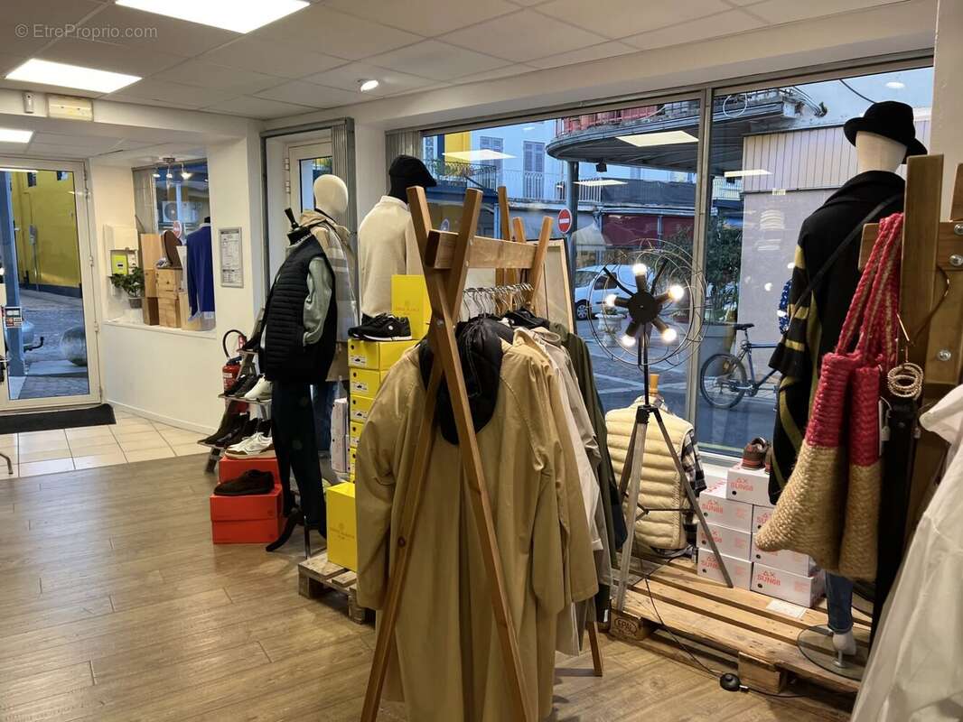 Commerce à TONNEINS