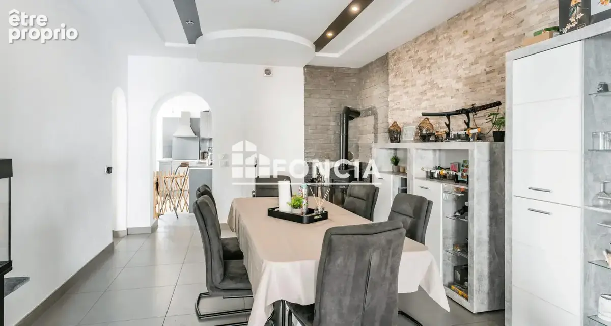 Maison entièrement rénovée - photo 1