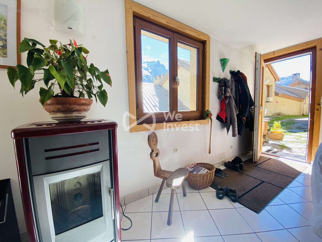 Maison 107 m² à La Grave  - photo 7
