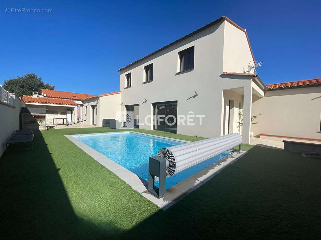 Maison à MONTESQUIEU-DES-ALBERES