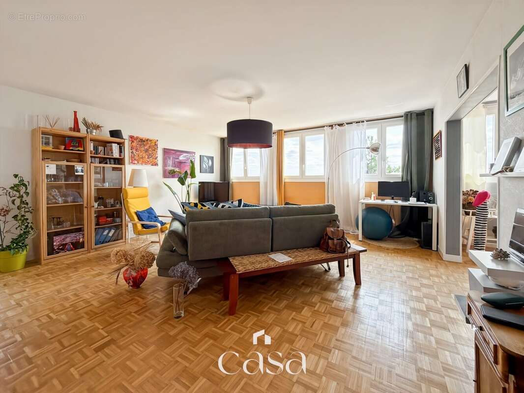 Appartement 66 m² à Fleury-Sur-Orne  - photo 2