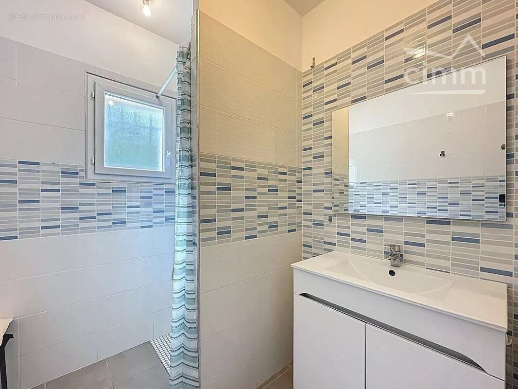 Appartement à MAZAN