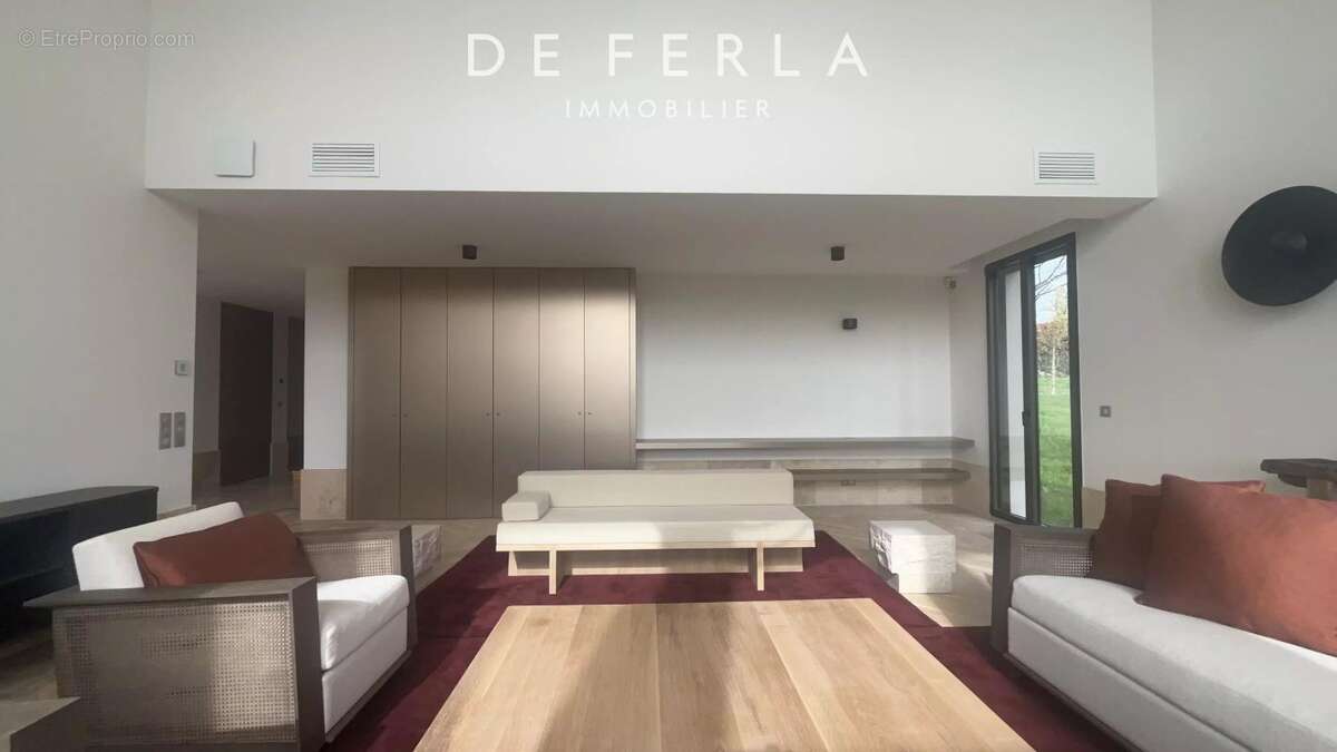 Maison à MAGNY-LE-HONGRE