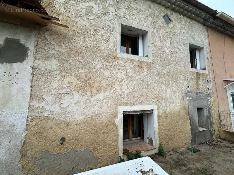 Maison à CAUMONT-SUR-DURANCE