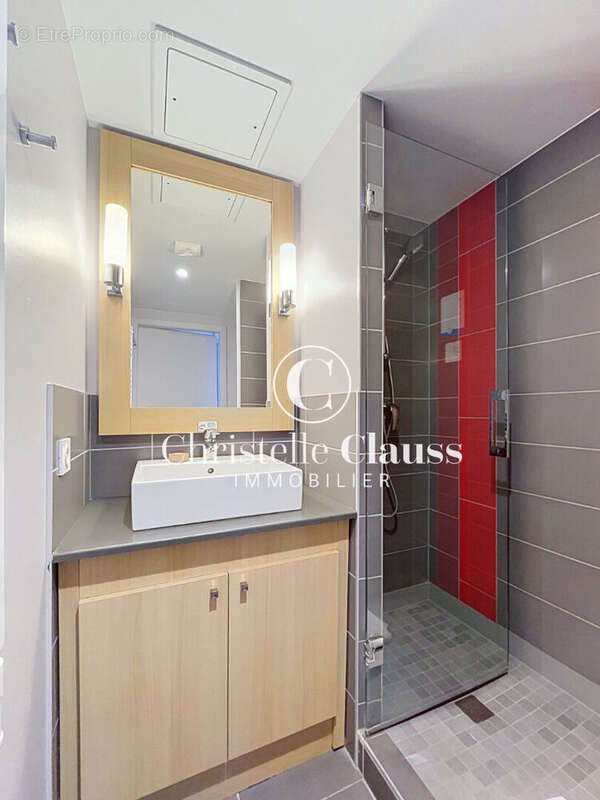 INVESTISSEMENT LMNP.  T2 Meublé avec Balcon et Parking. Colmar Centre (Petite Venise) - photo 8