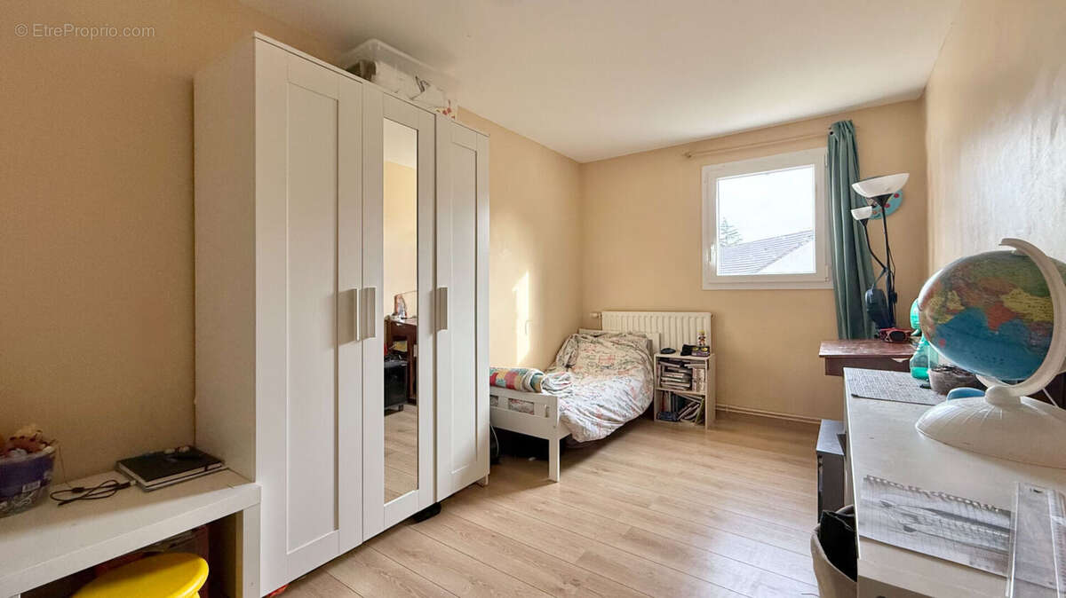 Maison à CORBEIL-ESSONNES