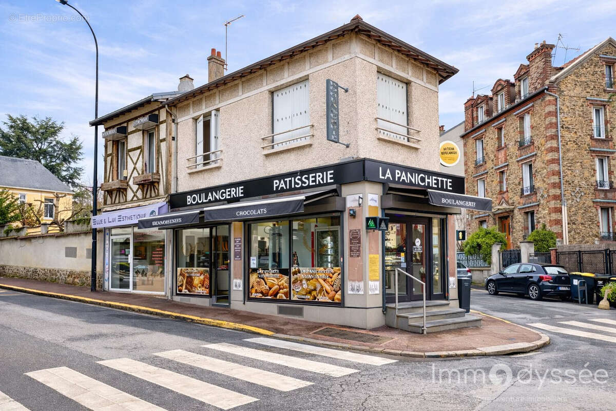 Commerce à NEUILLY-PLAISANCE