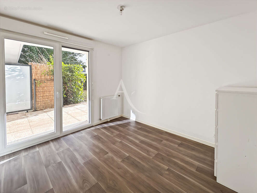 Appartement à JOUY-LE-MOUTIER