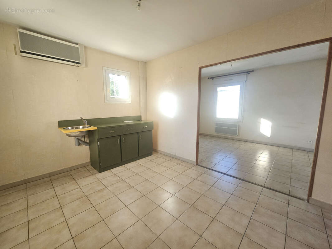 Maison à LUNEL-VIEL