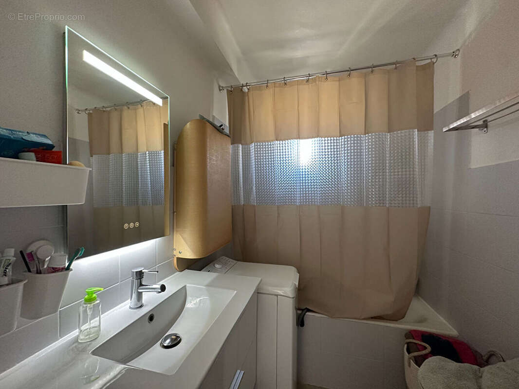 Appartement à CAGNES-SUR-MER